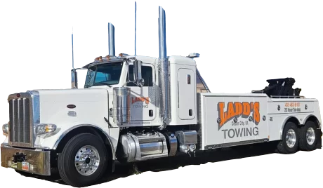 Foto de Ladd's Towing