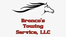 Foto de Bronco's Towing